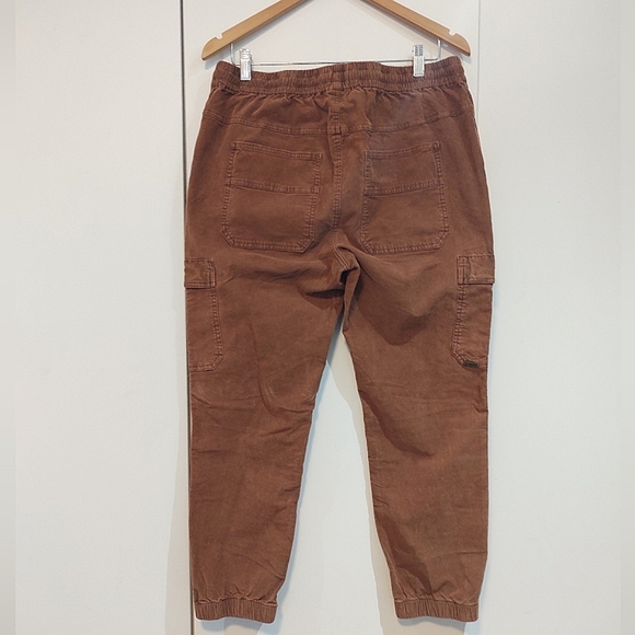 PRANA | Corduroy Cargo Pants | Lost Highway | Organic Cotton| Tobacco/Se… - Picture 9 of 16